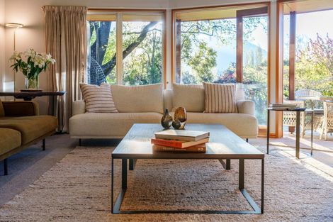 Photo of property in 30 Beacon Point Road, Wanaka, 9305