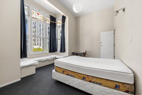 Photo of property in Rosemere Backpackers, 6 Macdonald Crescent, Te Aro, Wellington, 6011