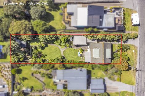 Photo of property in 127 Renown Road, Raumati South, Paraparaumu, 5032