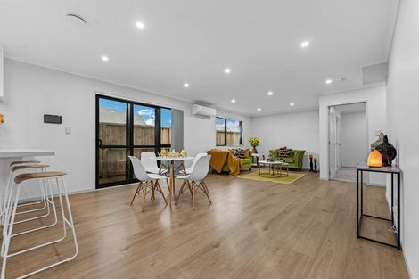 Photo of property in 95b Raglan Street, Mangere East, Auckland, 2024