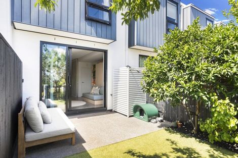 Photo of property in 216 Hobsonville Point Road, Hobsonville, Auckland, 0616