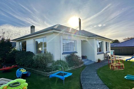 Photo of property in 208 Chelmsford Street, Waverley, Invercargill, 9810