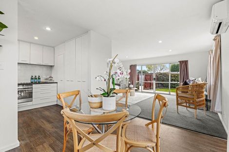 Photo of property in 1/123a Queenspark Drive, Parklands, Christchurch, 8083