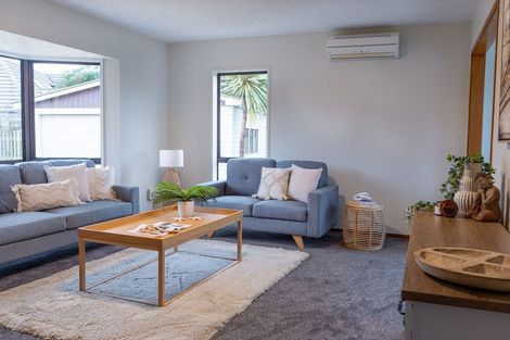 Photo of property in 9 Genista Place, Parklands, Christchurch, 8083