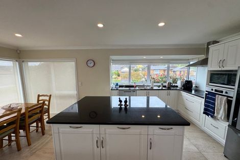 Photo of property in 60 Clydesdale Avenue, Somerville, Auckland, 2014