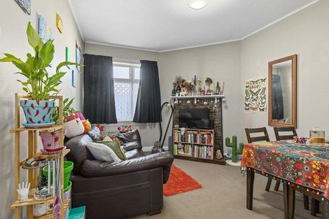 Photo of property in 14 Bolton Street, Petone, Lower Hutt, 5012