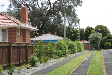 Photo of property in 26 Scott Avenue, Mangere Bridge, Auckland, 2022