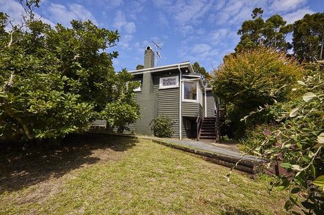 Photo of property in 37 Kopiko Road, Titirangi, Auckland, 0604