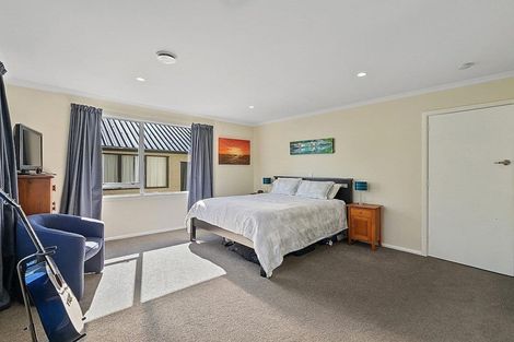 Photo of property in 60 Hounslow Street, Ilam, Christchurch, 8041