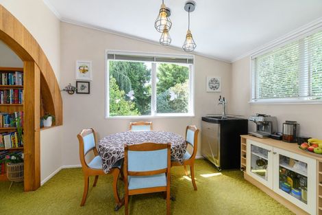 Photo of property in 19 Kereru Street, Henderson, Auckland, 0612
