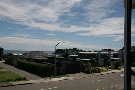 Photo of property in 25a-d Tireti Road, Titahi Bay, Porirua, 5022