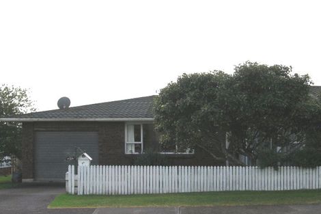 Photo of property in 1a Fairdene Avenue, Henderson, Auckland, 0610