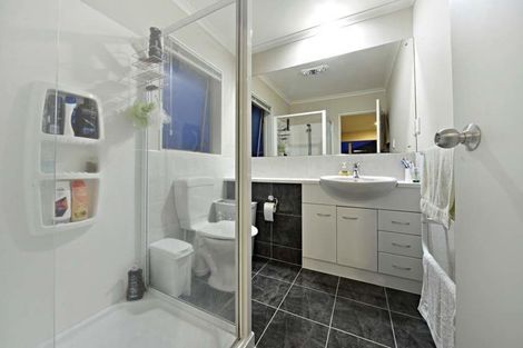 Photo of property in 12 Sarteano Drive, Manurewa, Auckland, 2105