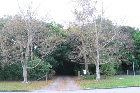 Photo of property in 11 Kakariki Grove, Waikanae, 5036