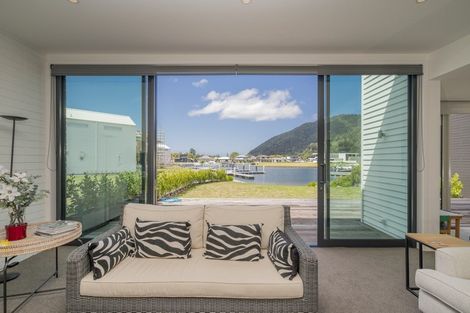 Photo of property in 132 Motu Hei, Pauanui, Hikuai, 3579