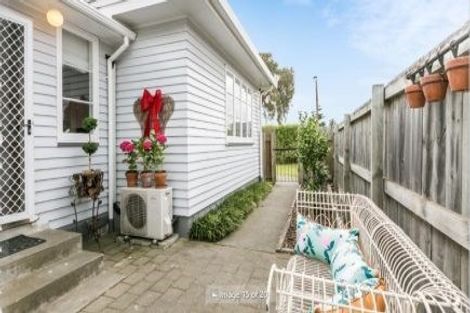 Photo of property in 35 Nuffield Avenue, Marewa, Napier, 4110