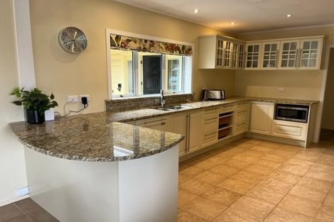 Photo of property in 261 Beacon Point Road, Wanaka, 9305