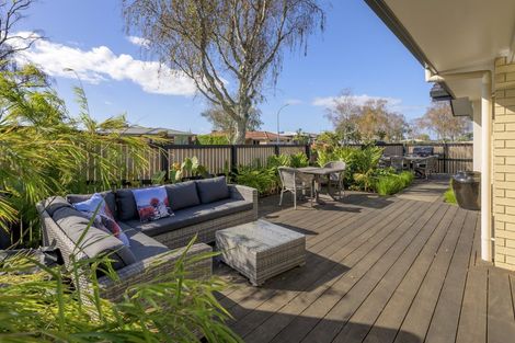 Photo of property in 15 Ngahere Street, Otumoetai, Tauranga, 3110