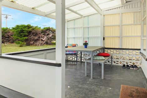 Photo of property in 31 Roore Street, Foxton Beach, Foxton, 4815