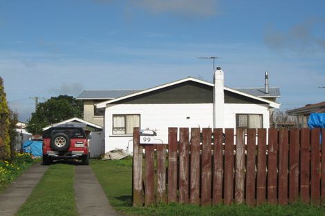 Photo of property in 99 Queen Street, Waitara, 4320