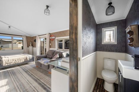 Photo of property in 7 Arnott Street, Alexandra, 9320