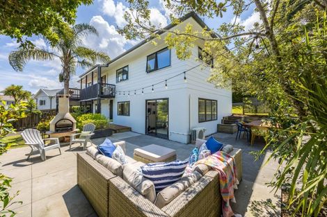 Photo of property in 60 Gatman Street, Birkdale, Auckland, 0626