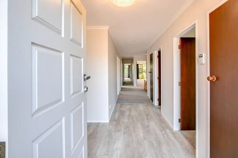 Photo of property in 112a Avondale Road, Taradale, Napier, 4112