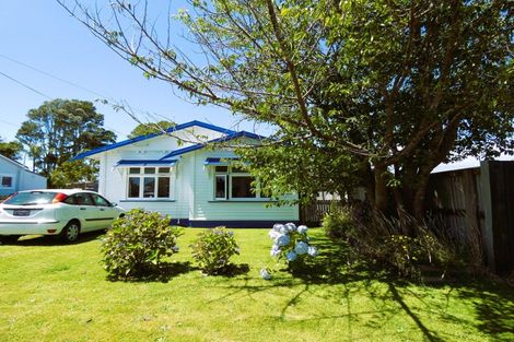 Photo of property in 149 Romilly Street, Westport, 7825