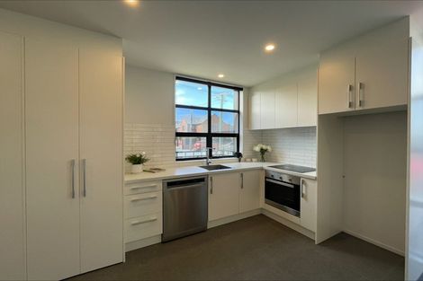 Photo of property in 1/27 Gracefield Avenue, Christchurch Central, Christchurch, 8013