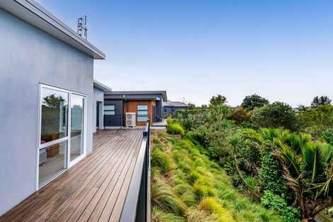 Photo of property in 4 Kakariki Lane, Waiwhakaiho, New Plymouth, 4312