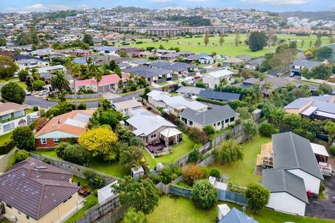 Photo of property in 7a Lillian Place, Orewa, 0931