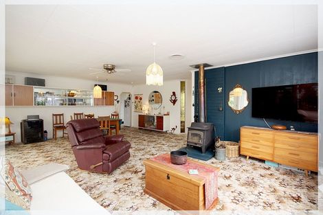 Photo of property in 19 Andrews Street, Foxton Beach, Foxton, 4815