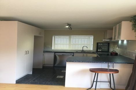 Photo of property in 22 Lynden Avenue, Hillcrest, Auckland, 0627
