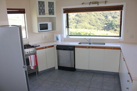 Photo of property in 60 Leeward Drive, Whitby, Porirua, 5024