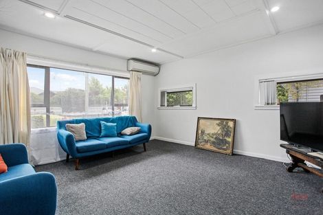 Photo of property in 16 Kerrs Road, Linwood, Christchurch, 8062