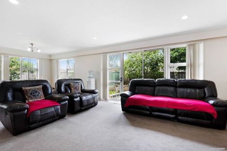 Photo of property in 12 Lime Crescent, Papakura, 2110