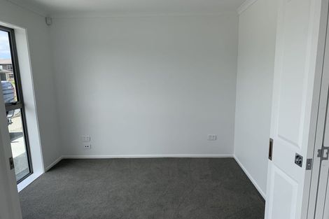 Photo of property in 56 Bayvista Drive, Karaka, Papakura, 2113