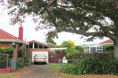 Photo of property in 2/43 Central Avenue, Papatoetoe, Auckland, 2025