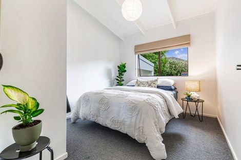 Photo of property in 2/9 London Street, Te Atatu Peninsula, Auckland, 0610