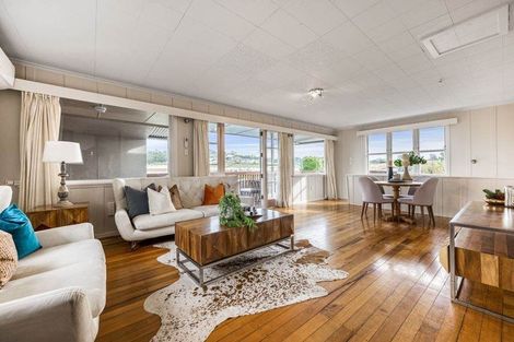 Photo of property in 628 Whangaparaoa Road, Stanmore Bay, Whangaparaoa, 0932