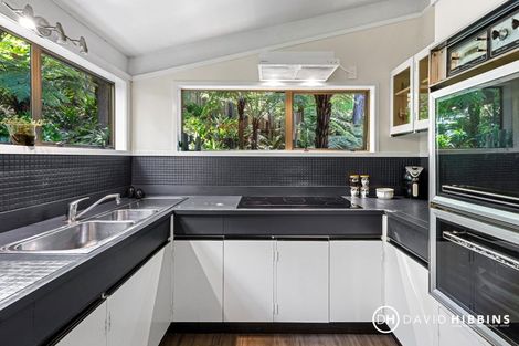 Photo of property in 9b Raymond Terrace, Northcote, Auckland, 0627