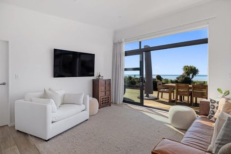 Photo of property in 37 Rochdale Road, Riversdale Beach, Masterton, 5872