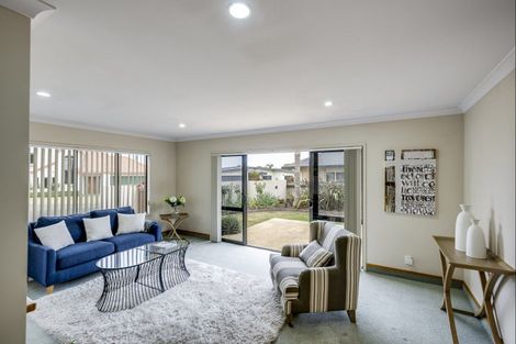 Photo of property in 3 Phoenix Place, Havelock North, 4130