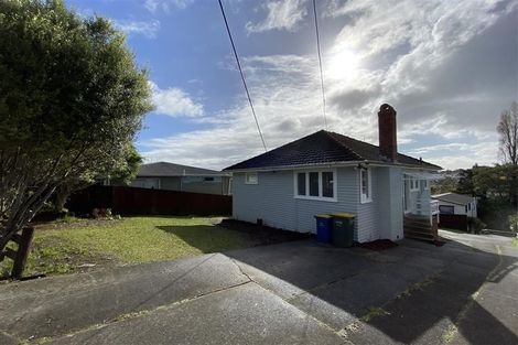 Photo of property in 50 Awaroa Road, Sunnyvale, Auckland, 0612