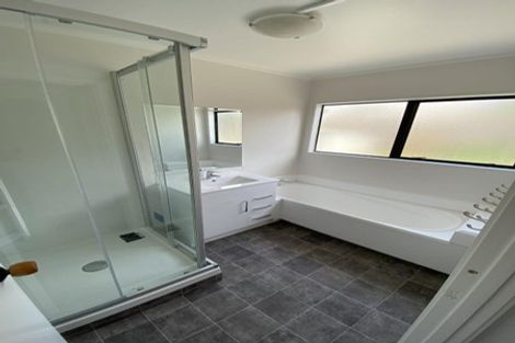 Photo of property in 16 Ebony Place, Massey, Auckland, 0614