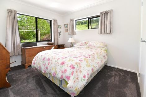 Photo of property in 65c Manuka Grove, Helensville, 0875