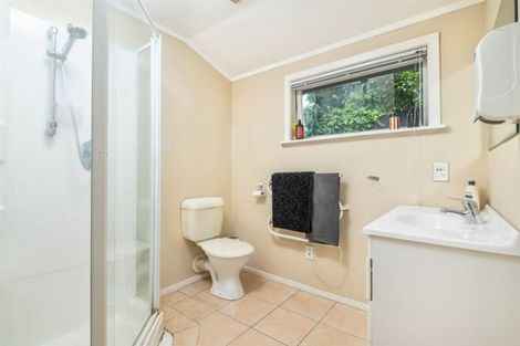 Photo of property in 11 Mayall Avenue, Beach Haven, Auckland, 0626