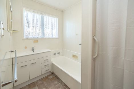 Photo of property in 2a Coddington Crescent, Masterton, 5810