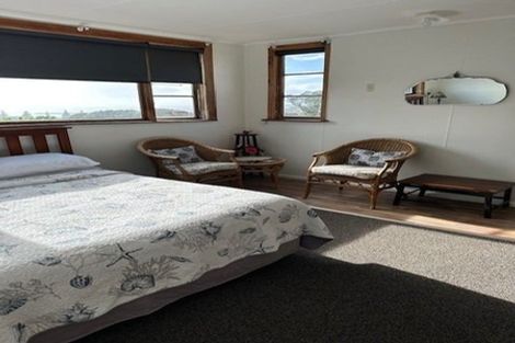 Photo of property in 58 Pioneer Road, Moturoa, New Plymouth, 4310