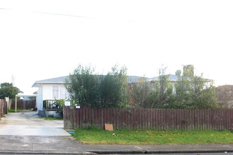 Photo of property in 7 Clayton Road, Manurewa, Auckland, 2102
